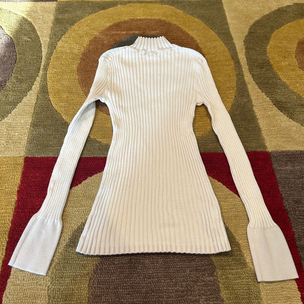 White Ribbed Mock Neck Fall Sweater Top Wide Sleeve Slim Fitting Women’s XXS